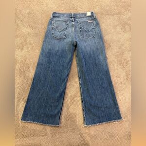 Hudson ~ Crop Sammi Jeans ~ Size 28